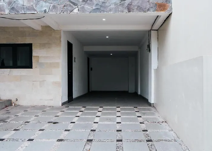 Townhouse *